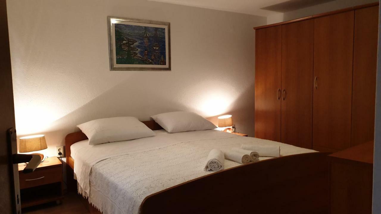 Apartman Biserka Pitve Εξωτερικό φωτογραφία